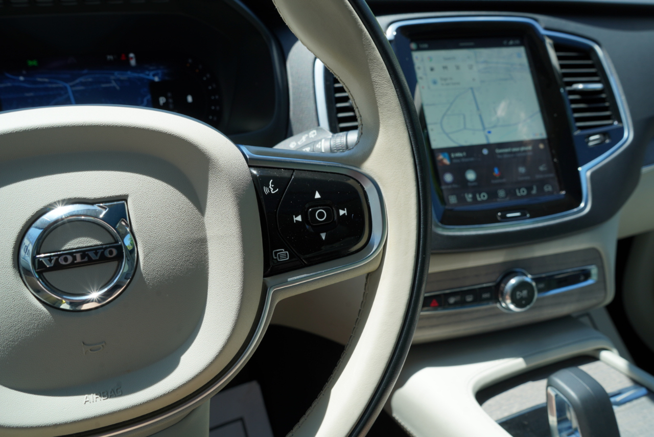 Volvo XC90 B6 AWD Plus 7P 2023