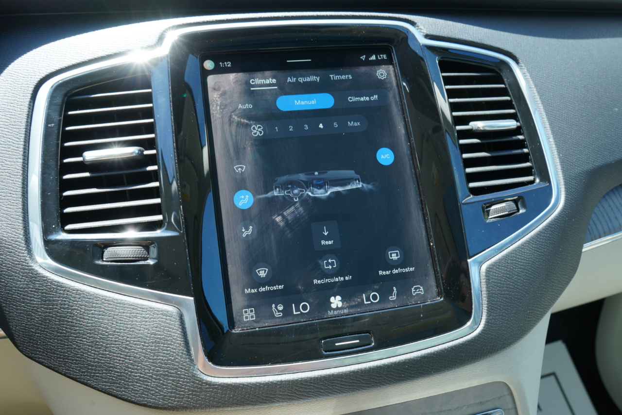 Volvo XC90 B6 AWD Plus 7P 2023
