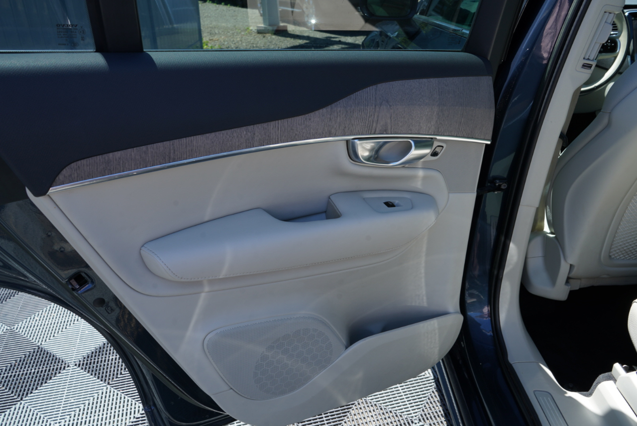 Volvo XC90 B6 AWD Plus 7P 2023
