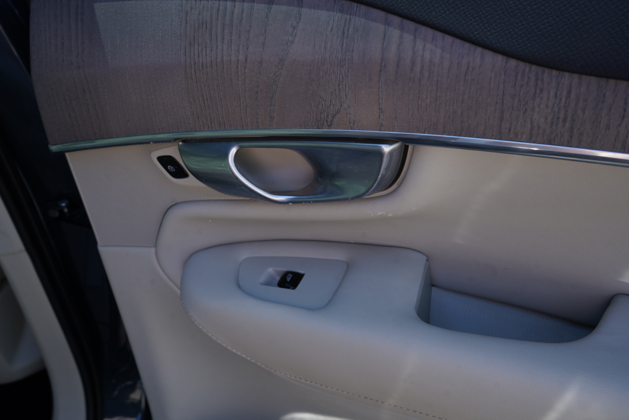 Volvo XC90 B6 AWD Plus 7P 2023