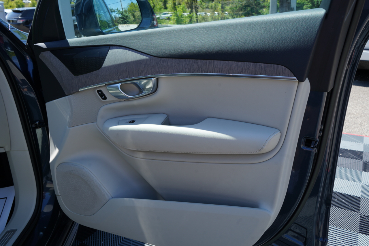 Volvo XC90 B6 AWD Plus 7P 2023