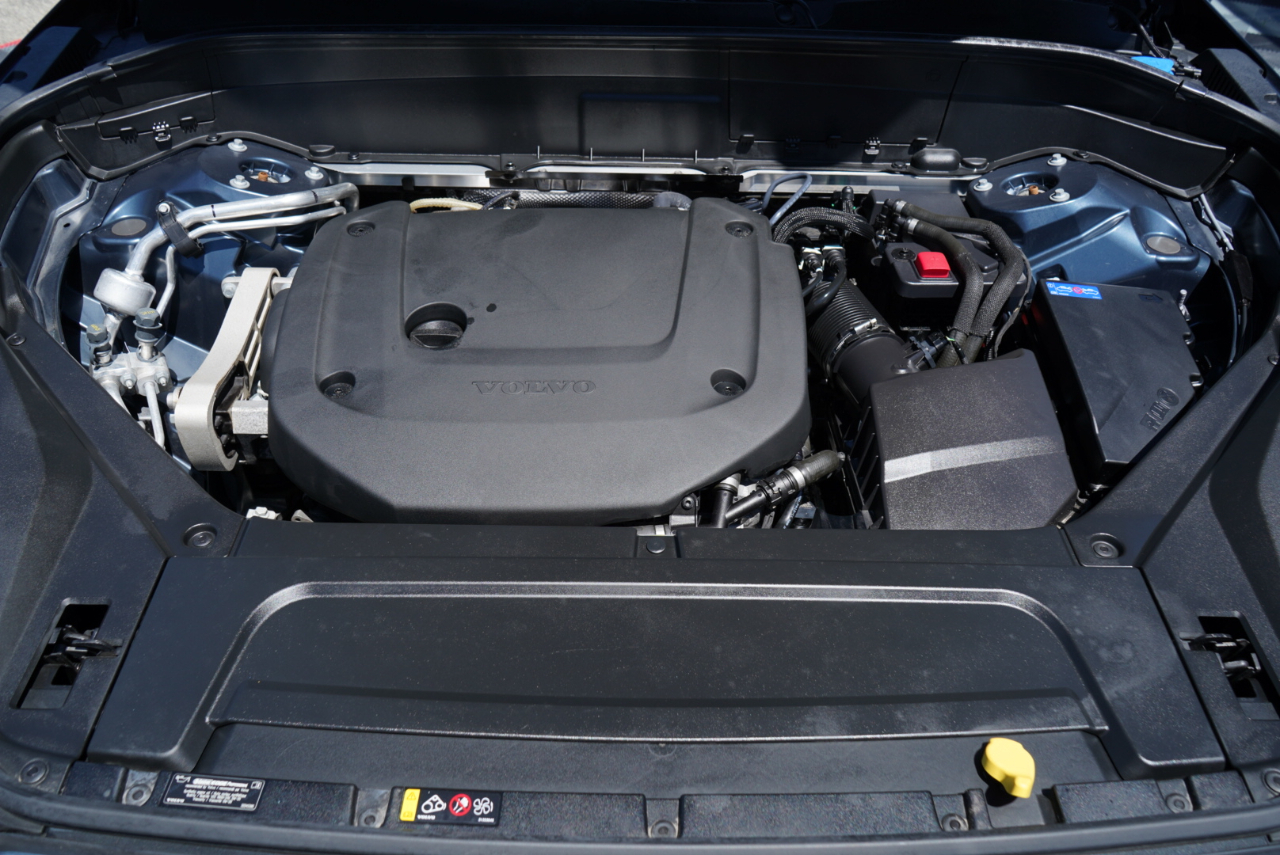 Volvo XC90 B6 AWD Plus 7P 2023