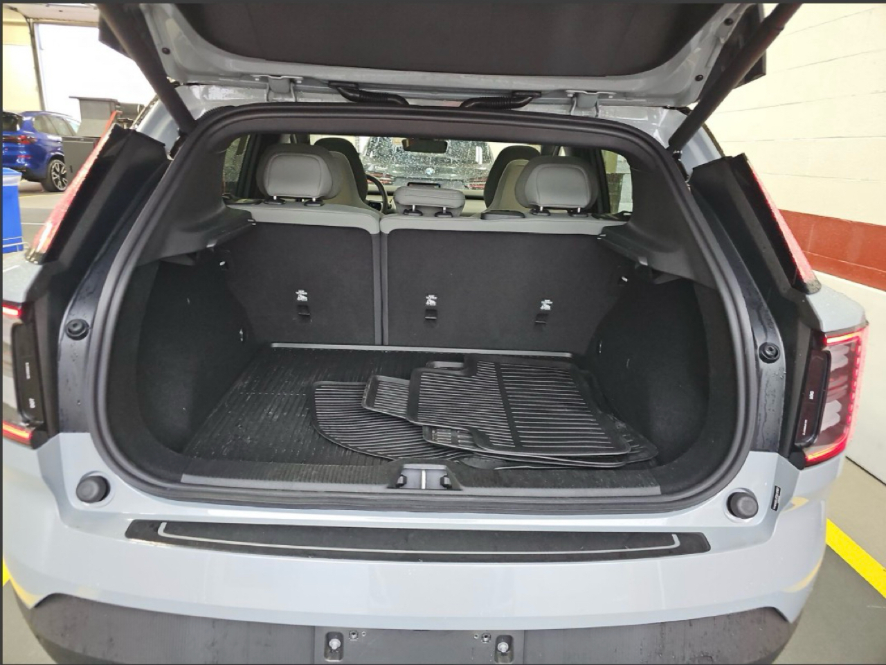 Volvo EX30 Twin Motor AWD Ultra 2026
