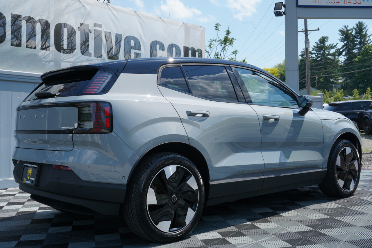 Volvo EX30 Twin Motor AWD Ultra 2026