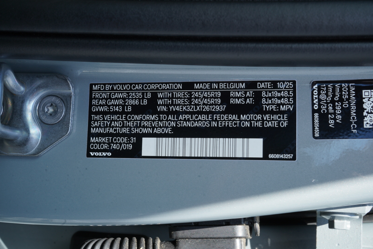 Volvo EX30 Twin Motor AWD Ultra 2026