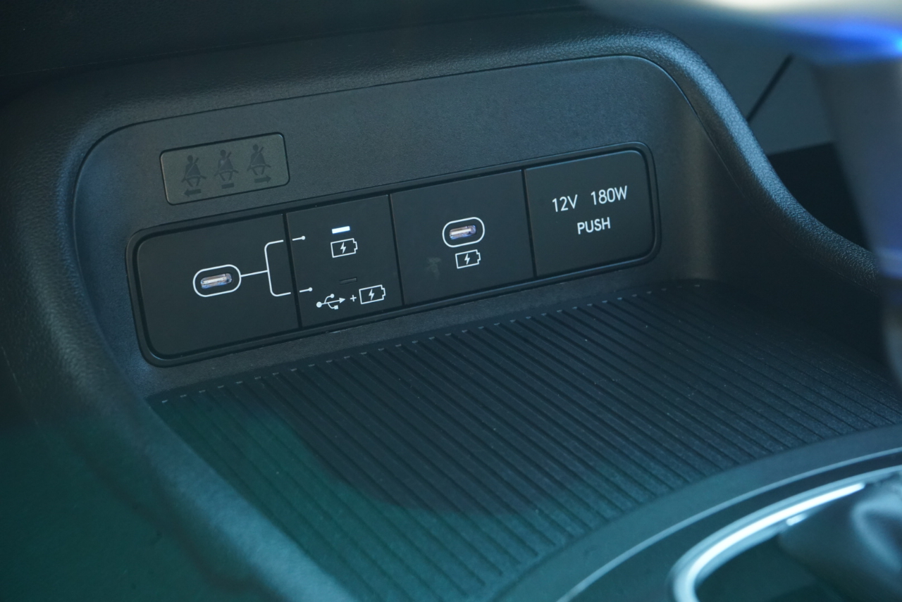 Hyundai Kona SEL AWD 2024