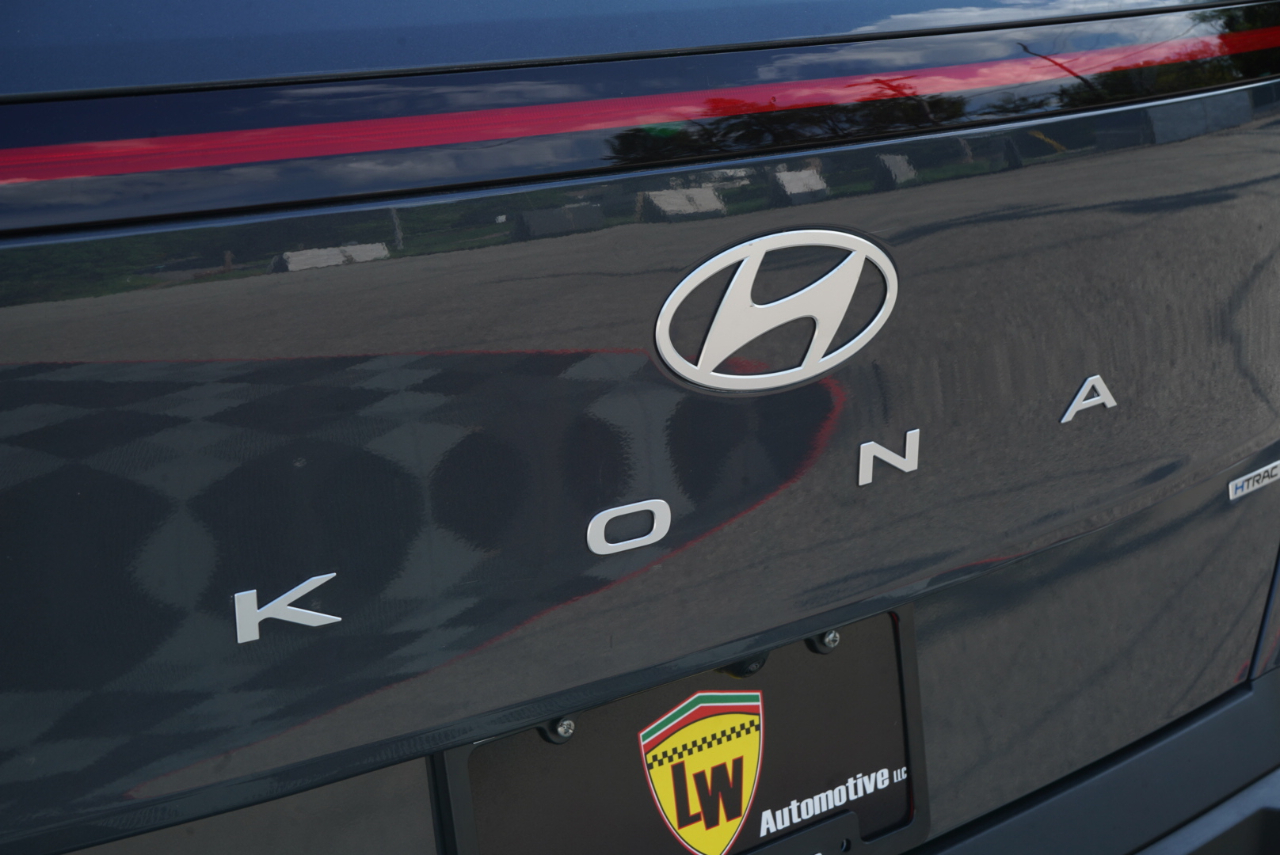 Hyundai Kona SEL AWD 2024