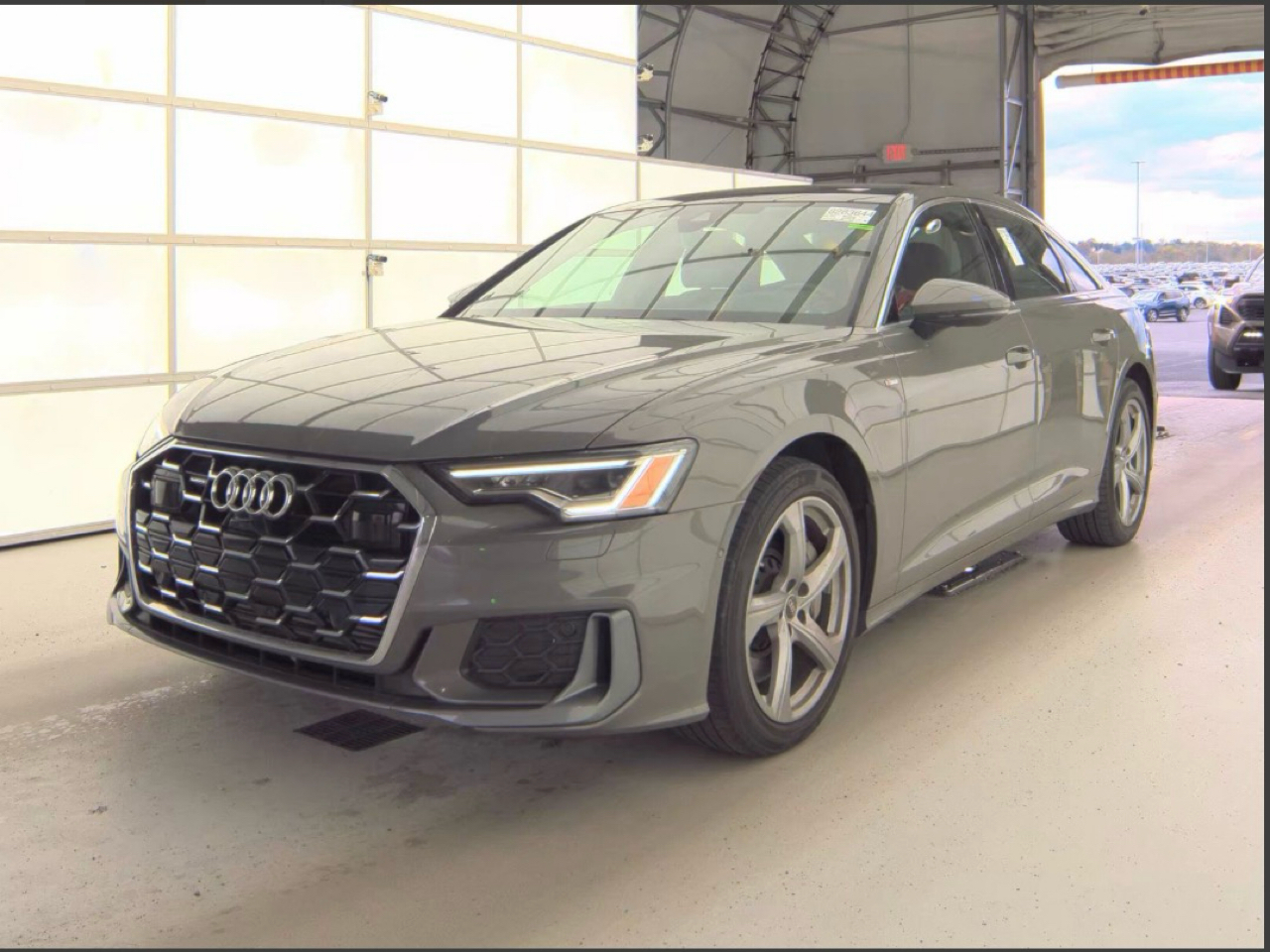 Audi A6 Sedan Premium Plus 55 TFSI quattro 2024