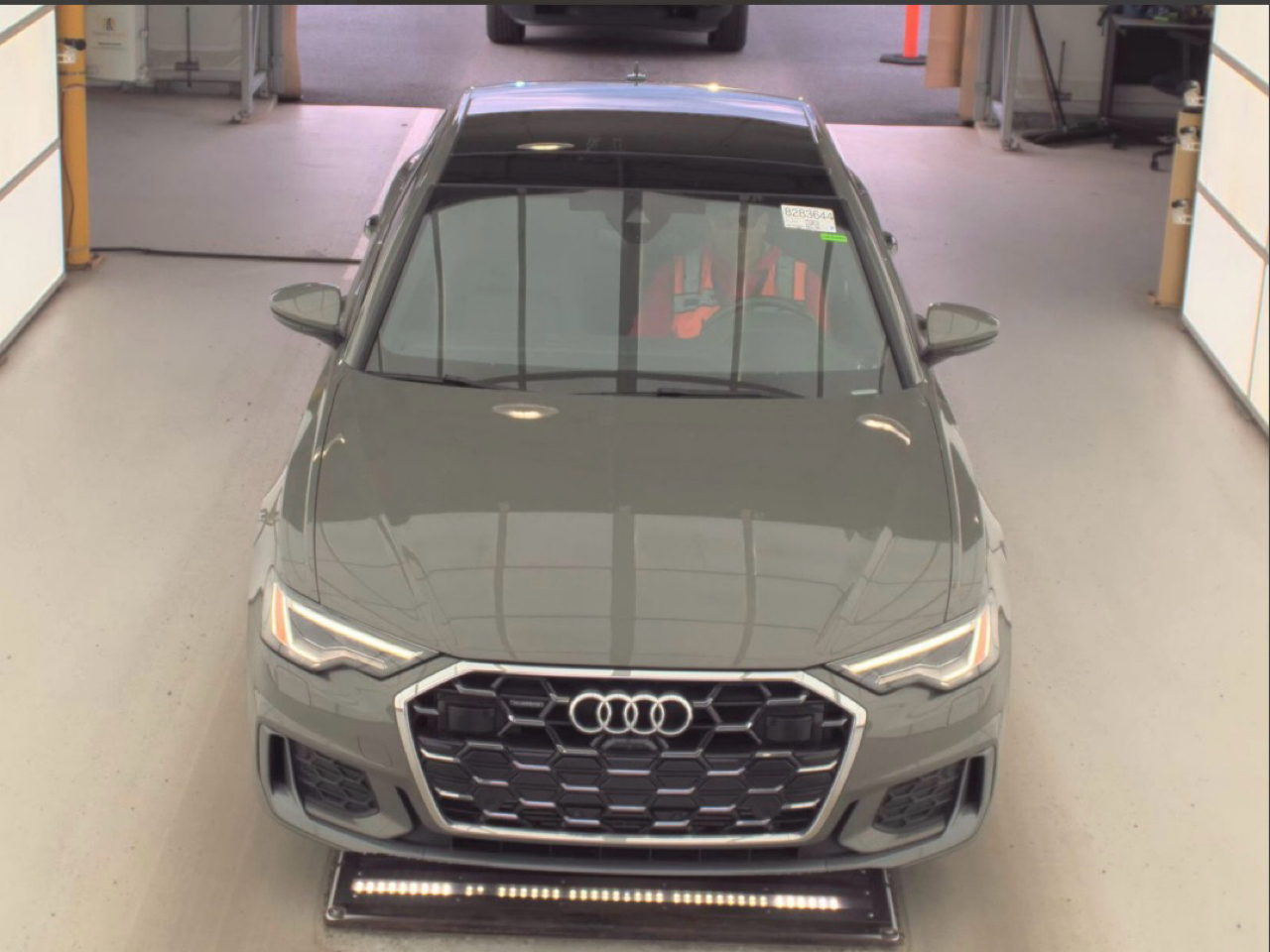 Audi A6 Sedan Premium Plus 55 TFSI quattro 2024
