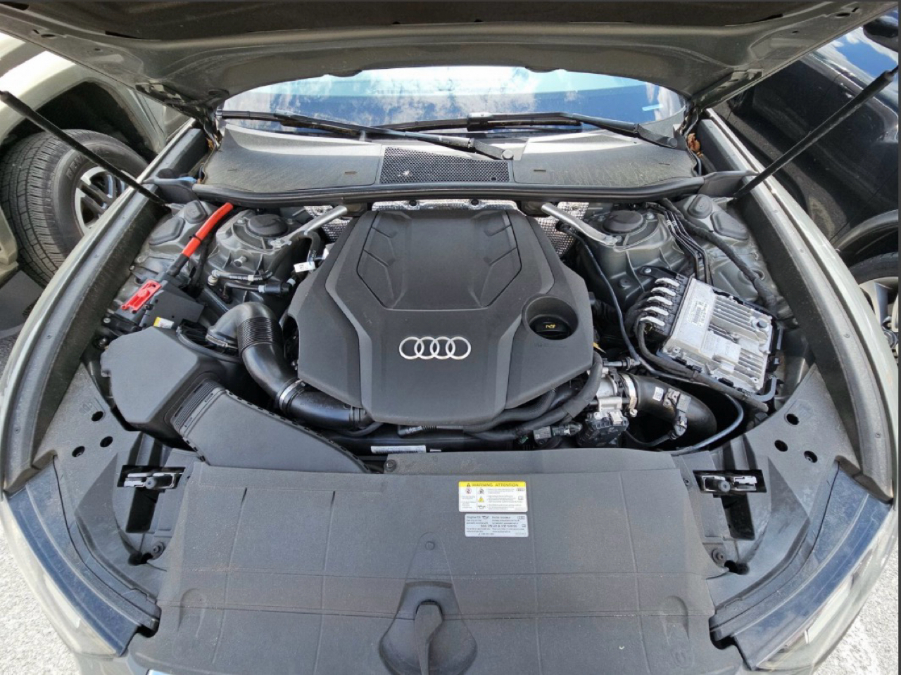 Audi A6 Sedan Premium Plus 55 TFSI quattro 2024