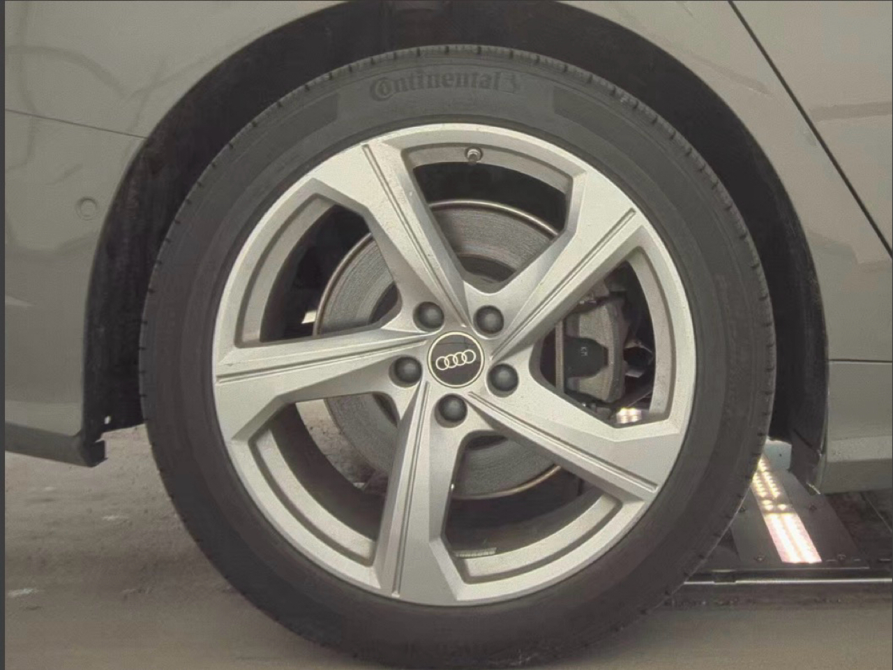 Audi A6 Sedan Premium Plus 55 TFSI quattro 2024