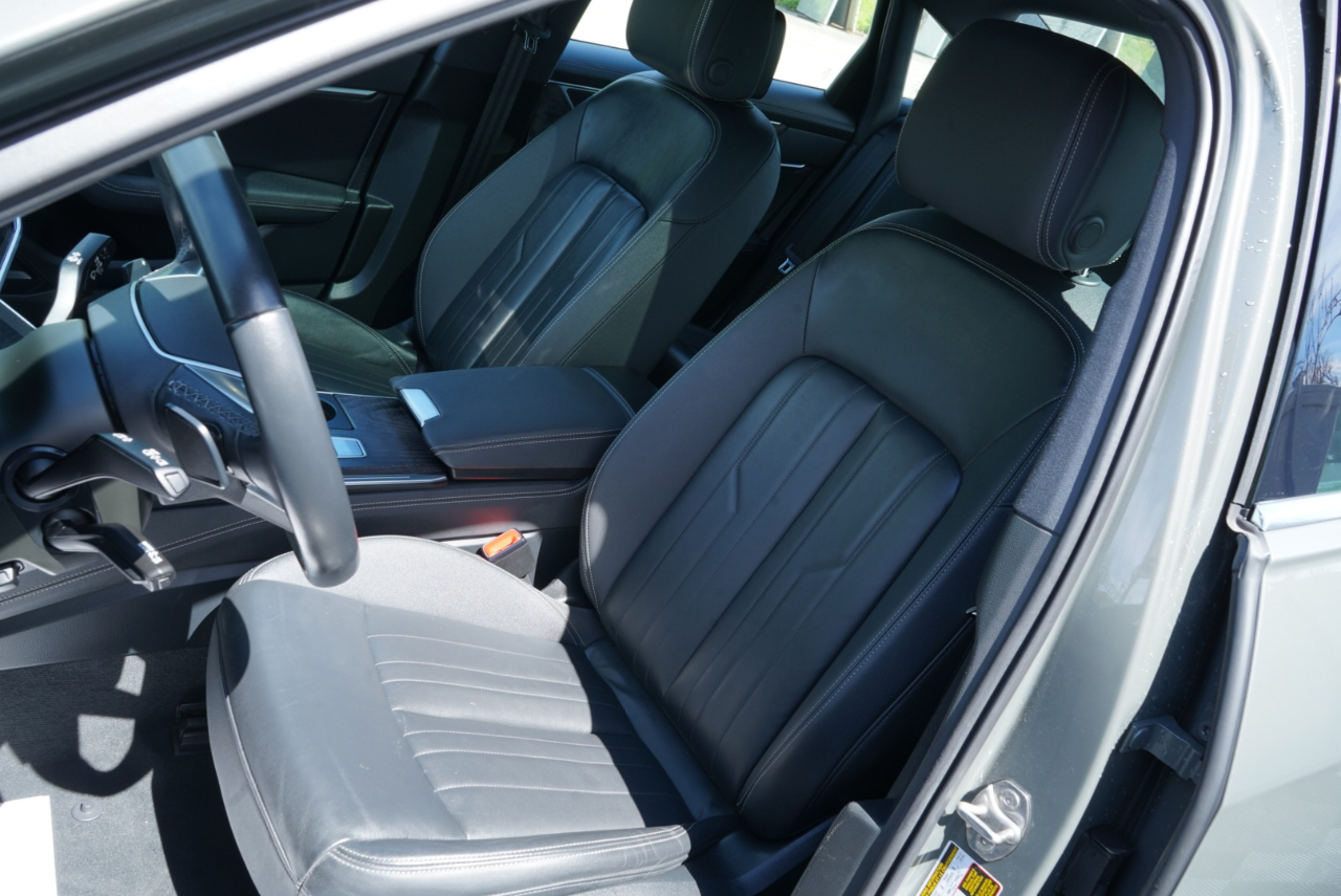 Audi A6 Sedan Premium Plus 55 TFSI quattro 2024