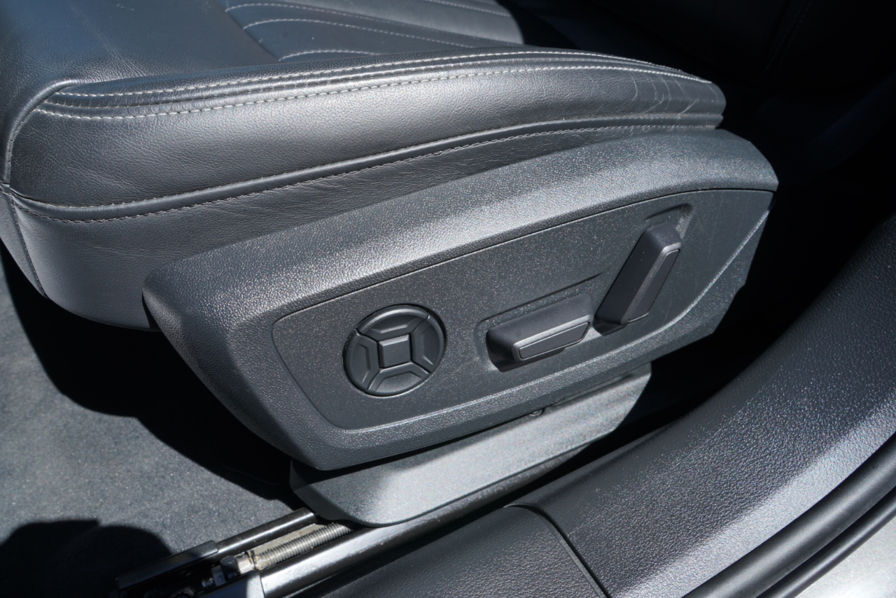 Audi A6 Sedan Premium Plus 55 TFSI quattro 2024