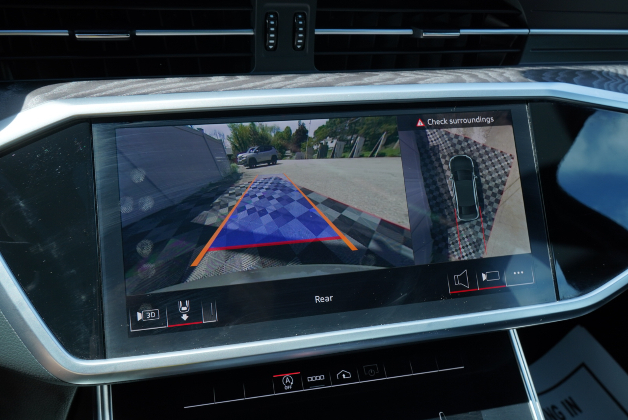 Audi A6 Sedan Premium Plus 55 TFSI quattro 2024
