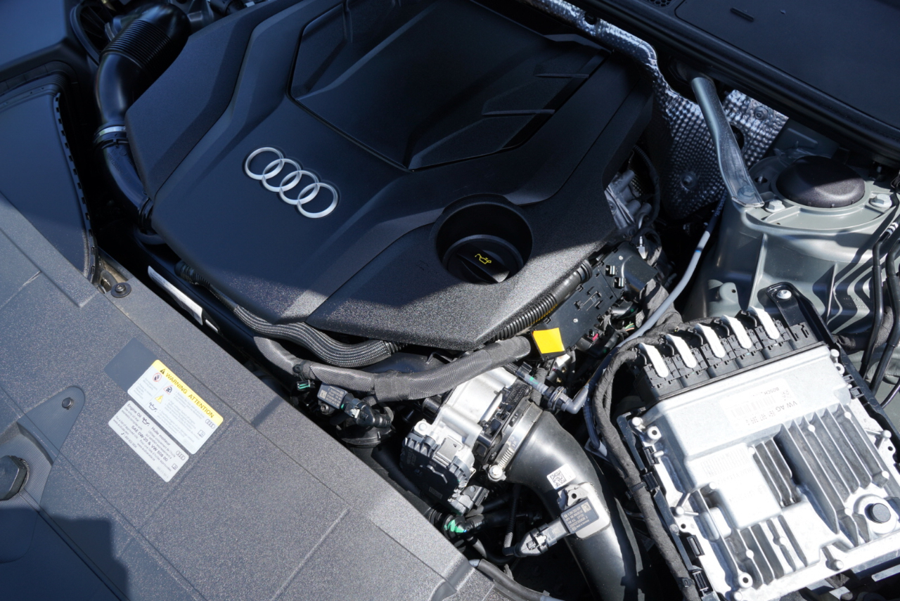 Audi A6 Sedan Premium Plus 55 TFSI quattro 2024