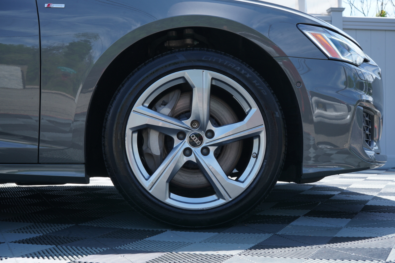 Audi A6 Sedan Premium Plus 55 TFSI quattro 2024