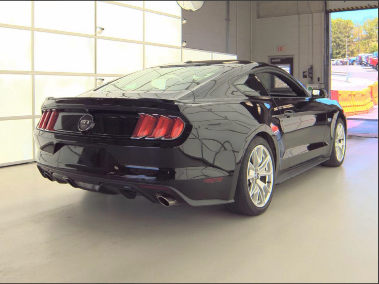 Ford Mustang 2dr Fastback GT 2015