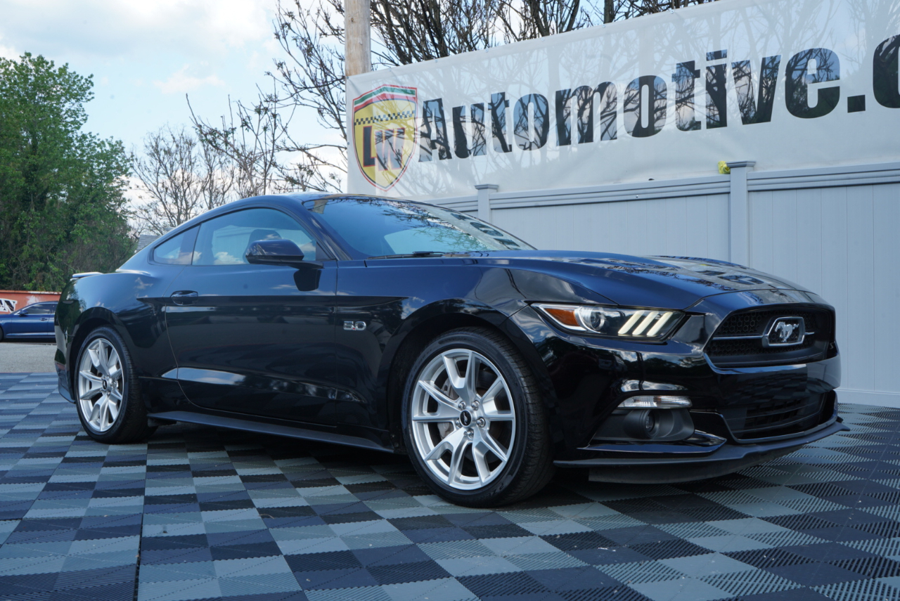 Ford Mustang 2dr Fastback GT 2015