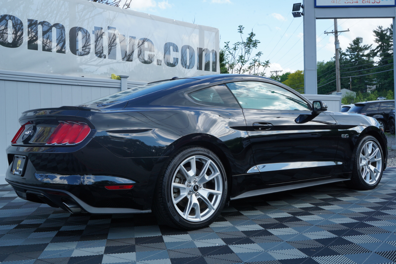 Ford Mustang 2dr Fastback GT 2015