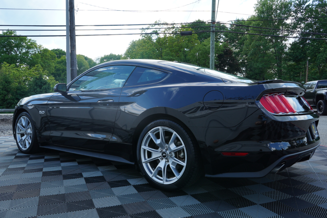 Ford Mustang 2dr Fastback GT 2015