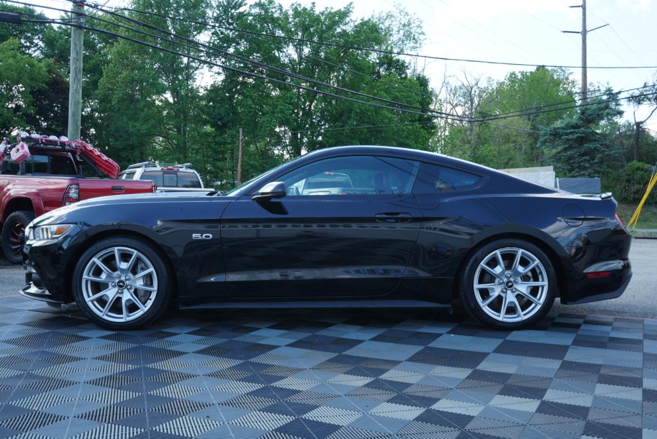 Ford Mustang 2dr Fastback GT 2015