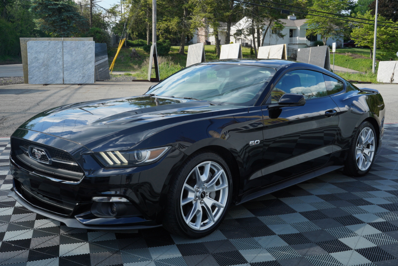 Ford Mustang 2dr Fastback GT 2015