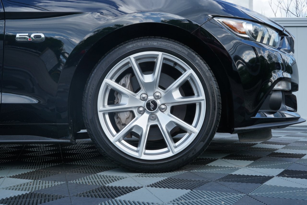 Ford Mustang 2dr Fastback GT 2015
