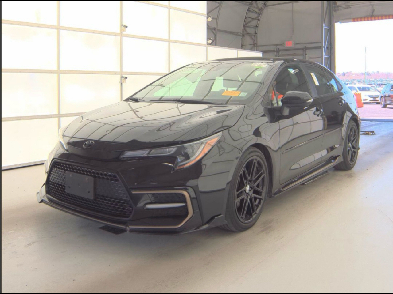 Toyota Corolla SE Nightshade CVT (Natl) 2022