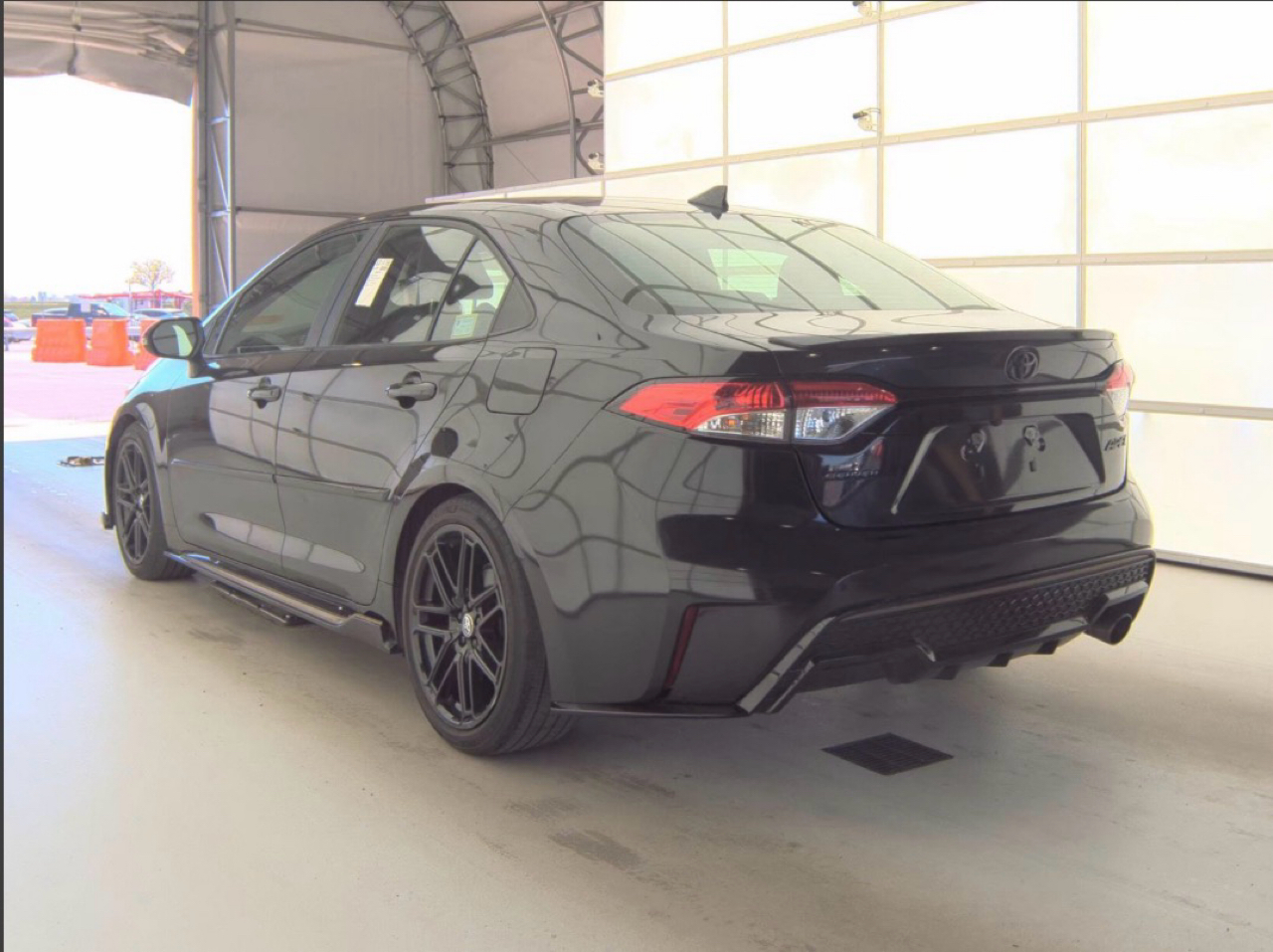 Toyota Corolla SE Nightshade CVT (Natl) 2022