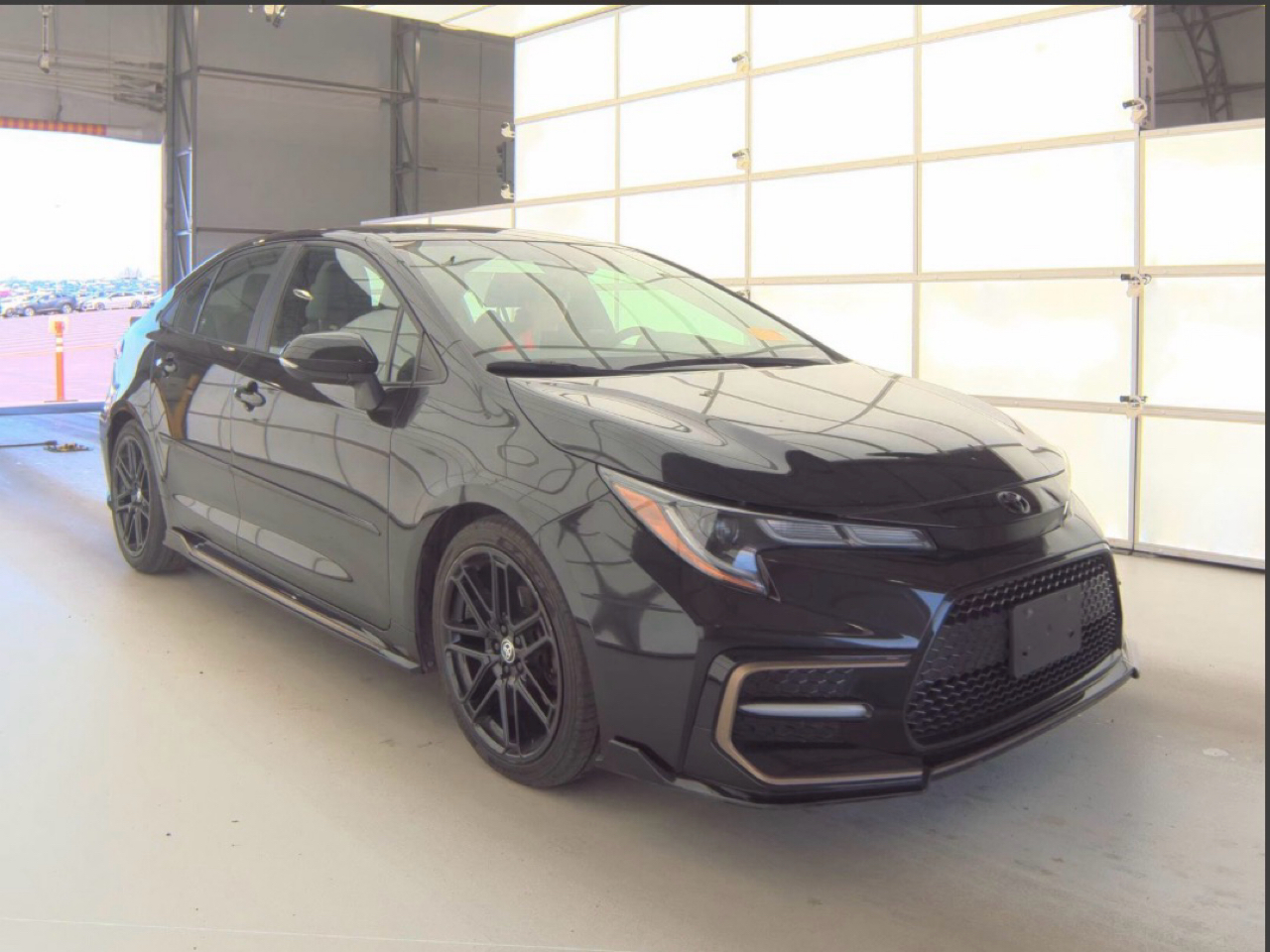 Toyota Corolla SE Nightshade CVT (Natl) 2022