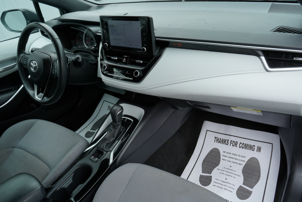 Toyota Corolla SE Nightshade CVT (Natl) 2022