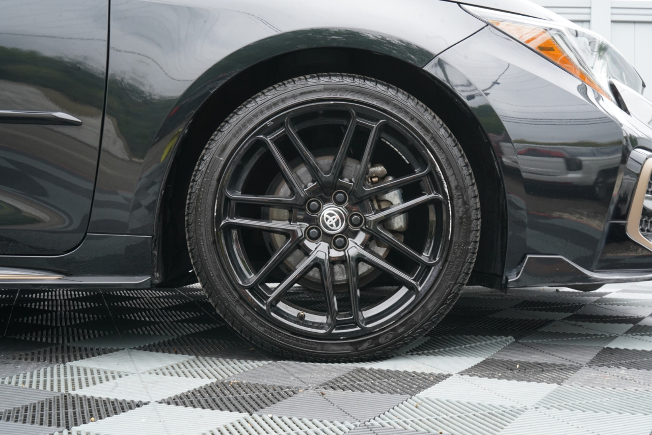 Toyota Corolla SE Nightshade CVT (Natl) 2022