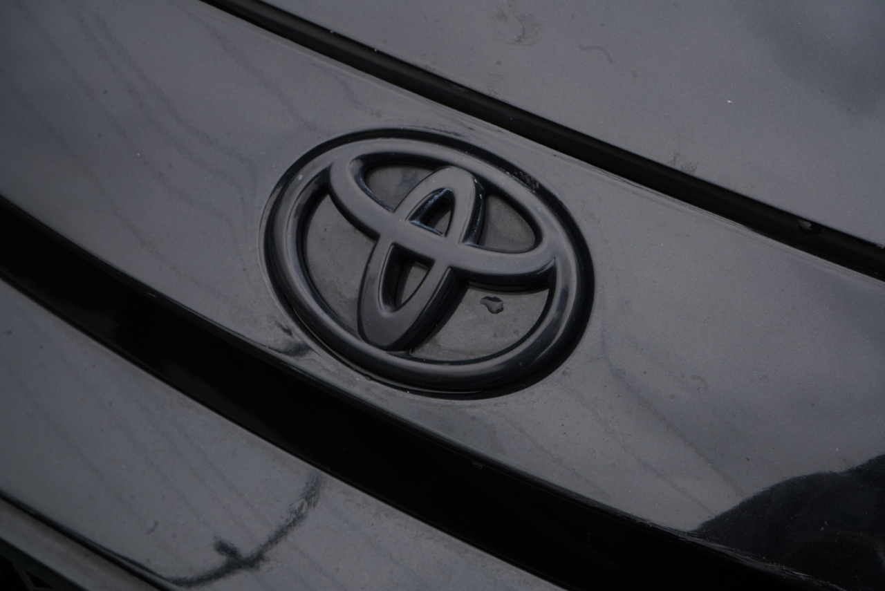 Toyota Corolla SE Nightshade CVT (Natl) 2022