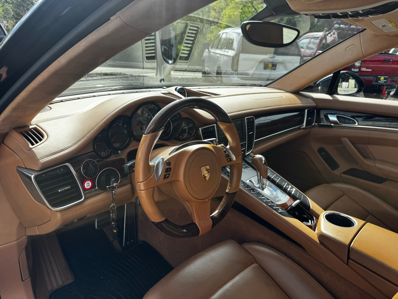 Porsche Panamera 4dr HB GTS 2013