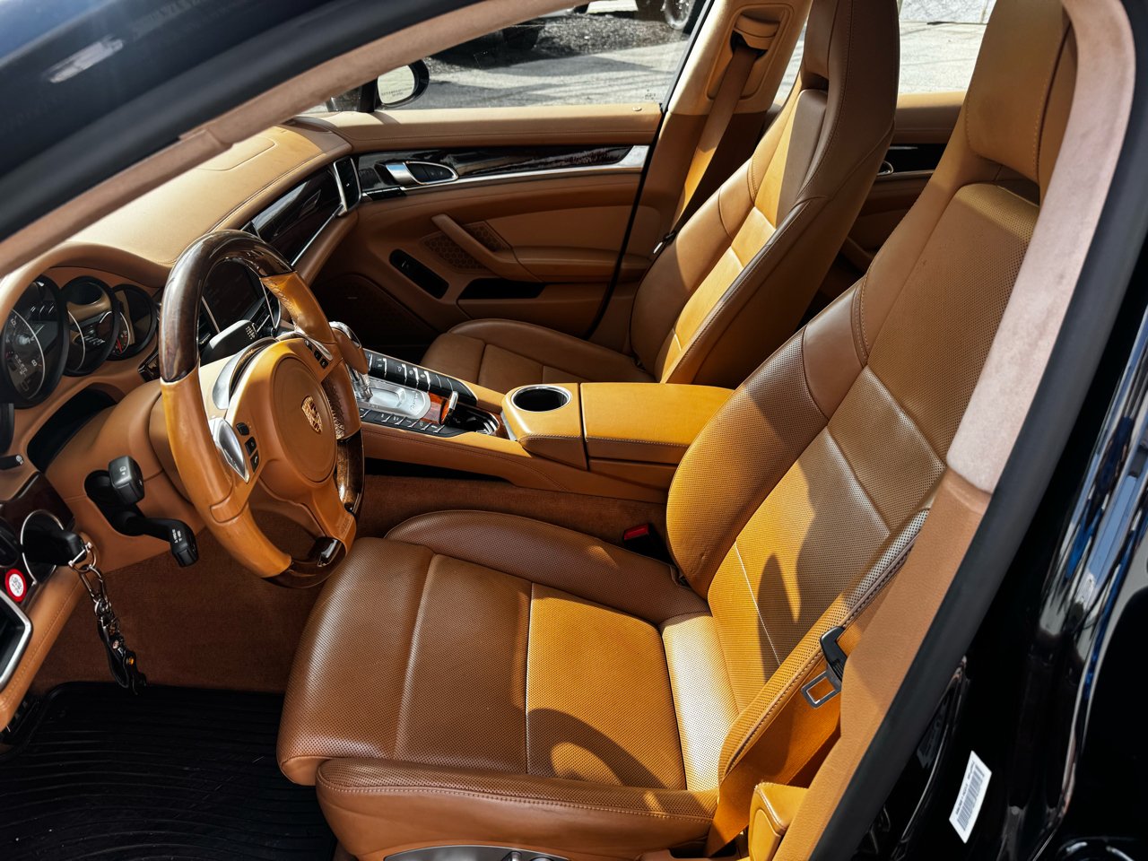 Porsche Panamera 4dr HB GTS 2013