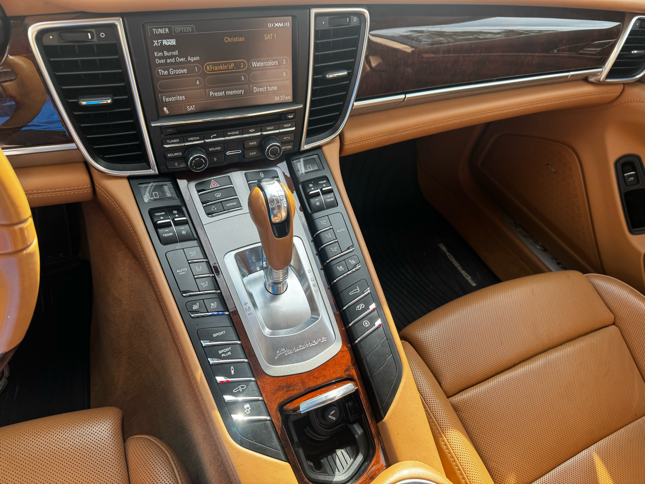 Porsche Panamera 4dr HB GTS 2013