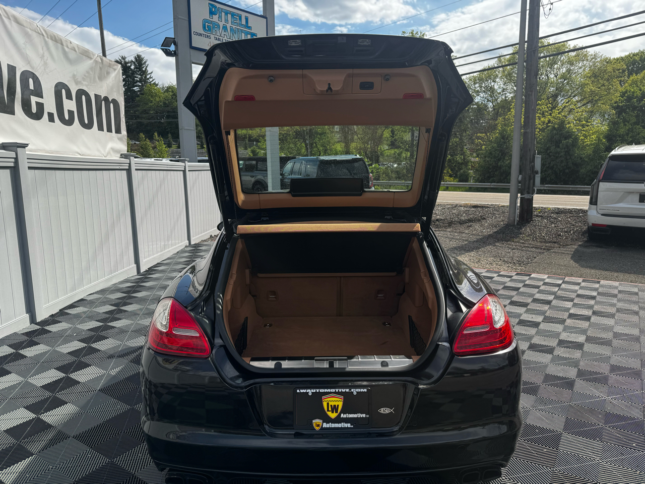 Porsche Panamera 4dr HB GTS 2013