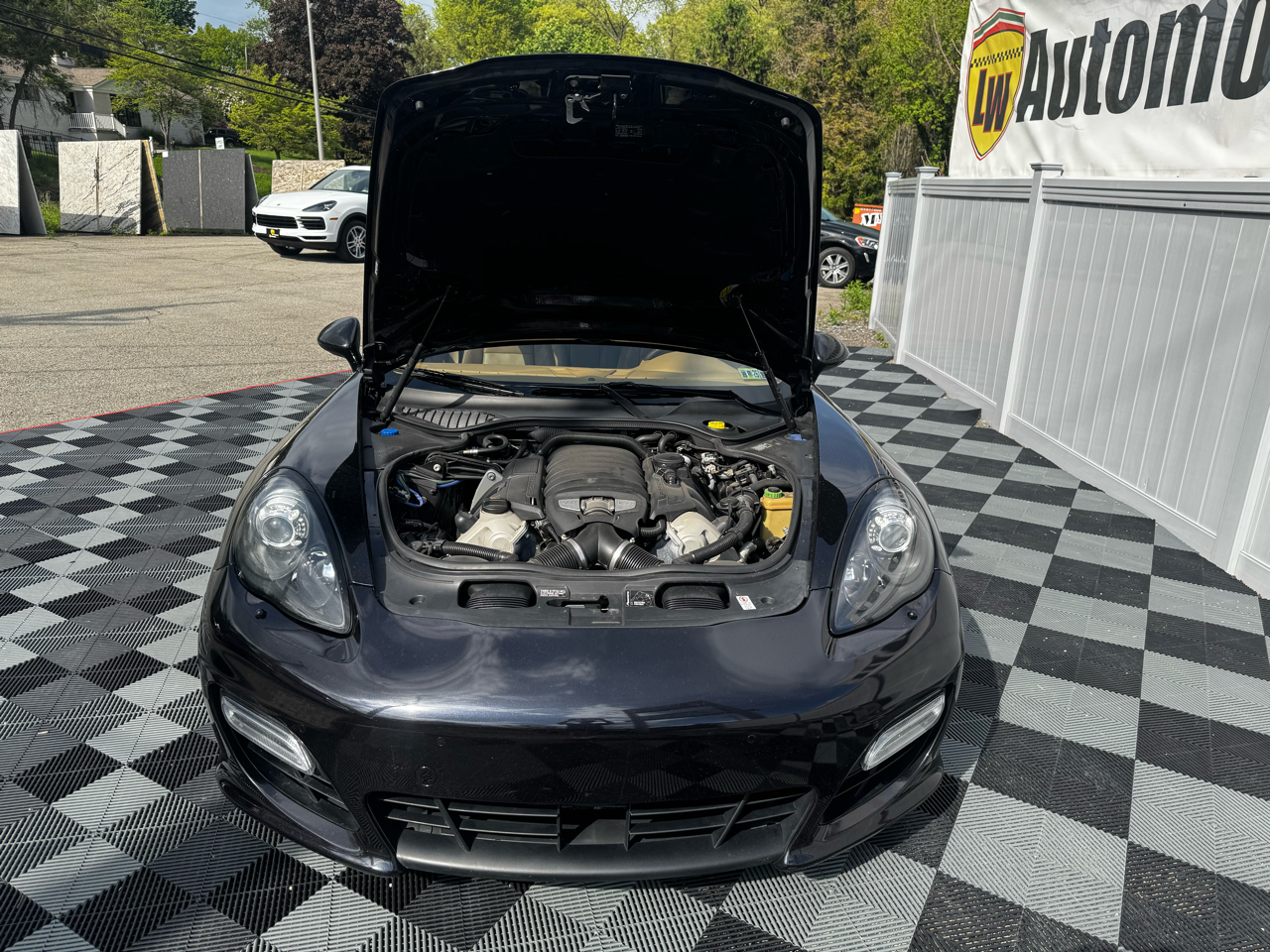 Porsche Panamera 4dr HB GTS 2013