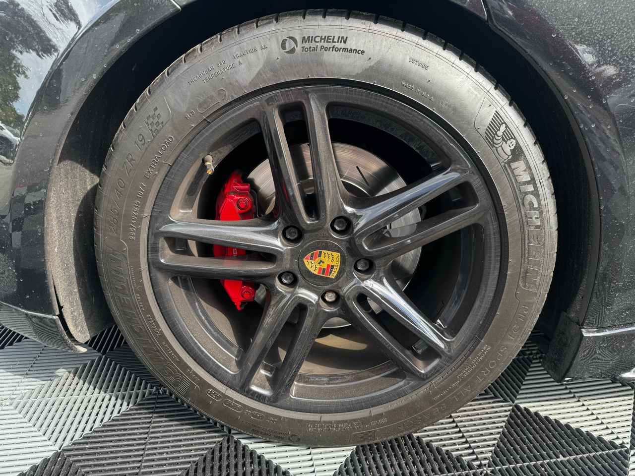 Porsche Panamera 4dr HB GTS 2013