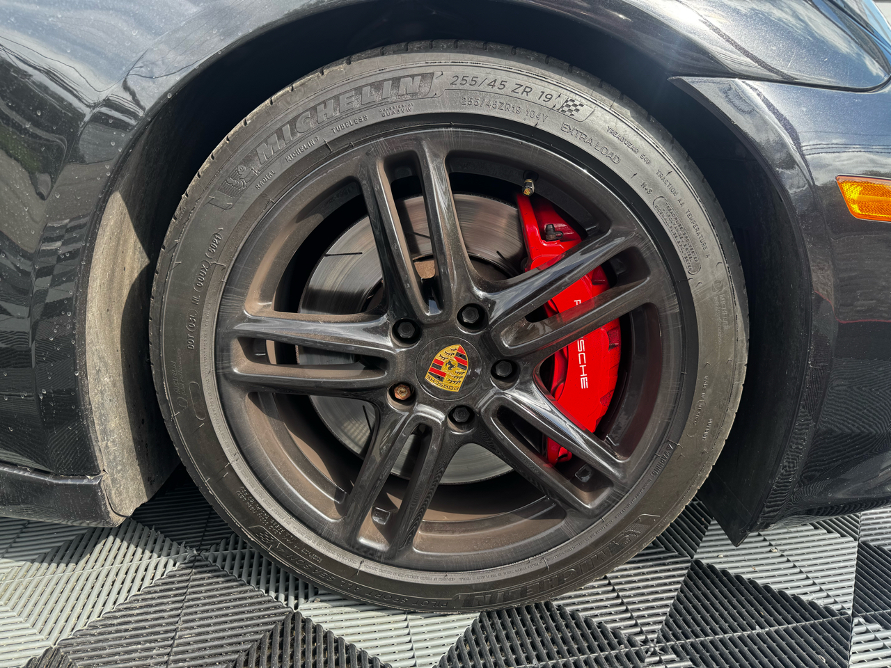 Porsche Panamera 4dr HB GTS 2013