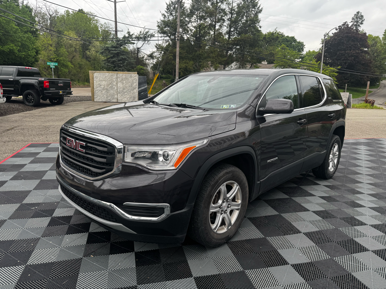 GMC Acadia FWD 4dr SLE w/SLE-1 2019