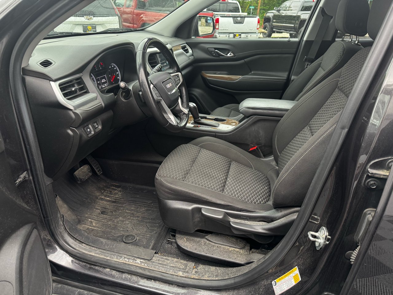GMC Acadia FWD 4dr SLE w/SLE-1 2019