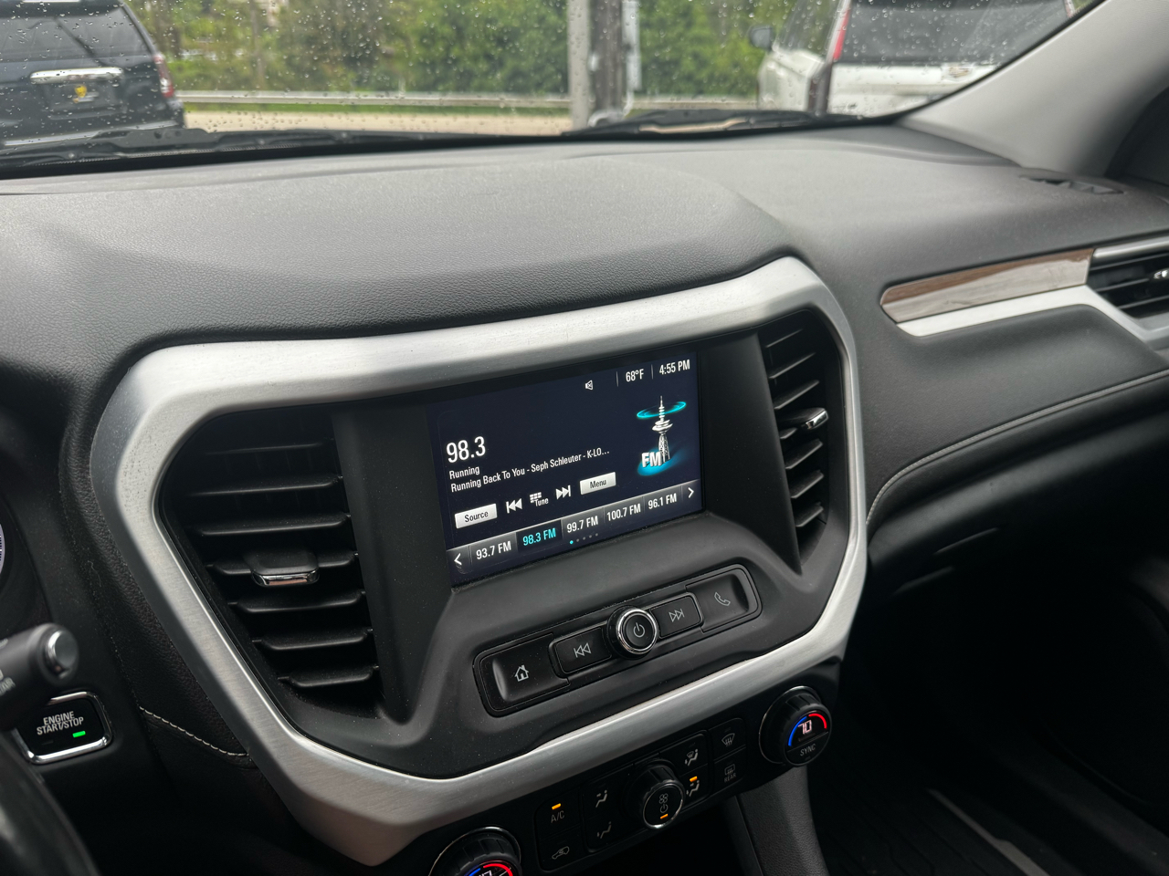 GMC Acadia FWD 4dr SLE w/SLE-1 2019