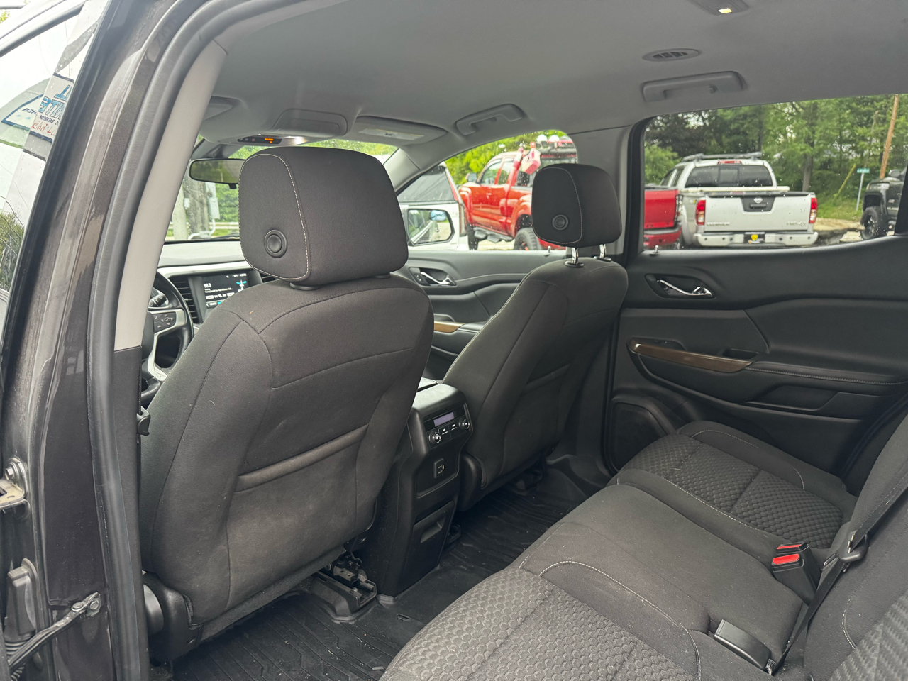 GMC Acadia FWD 4dr SLE w/SLE-1 2019