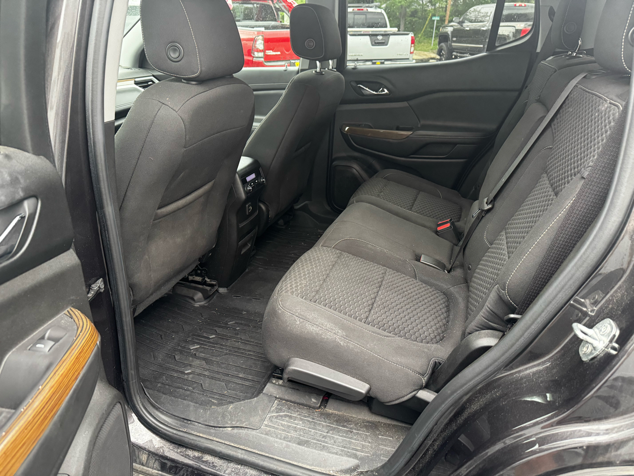GMC Acadia FWD 4dr SLE w/SLE-1 2019