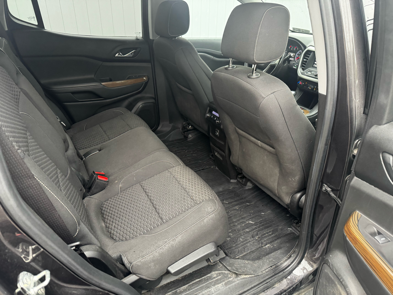 GMC Acadia FWD 4dr SLE w/SLE-1 2019