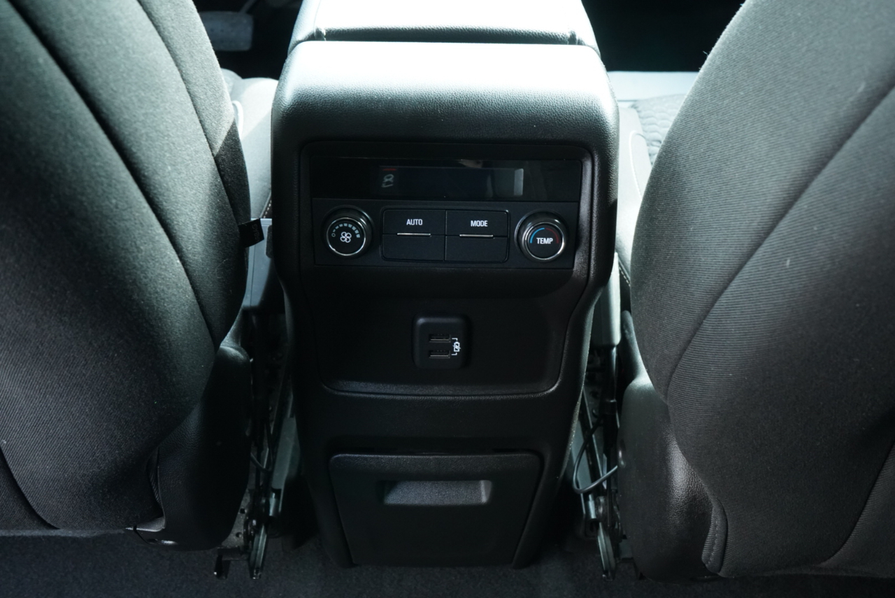 GMC Acadia FWD 4dr SLE w/SLE-1 2019