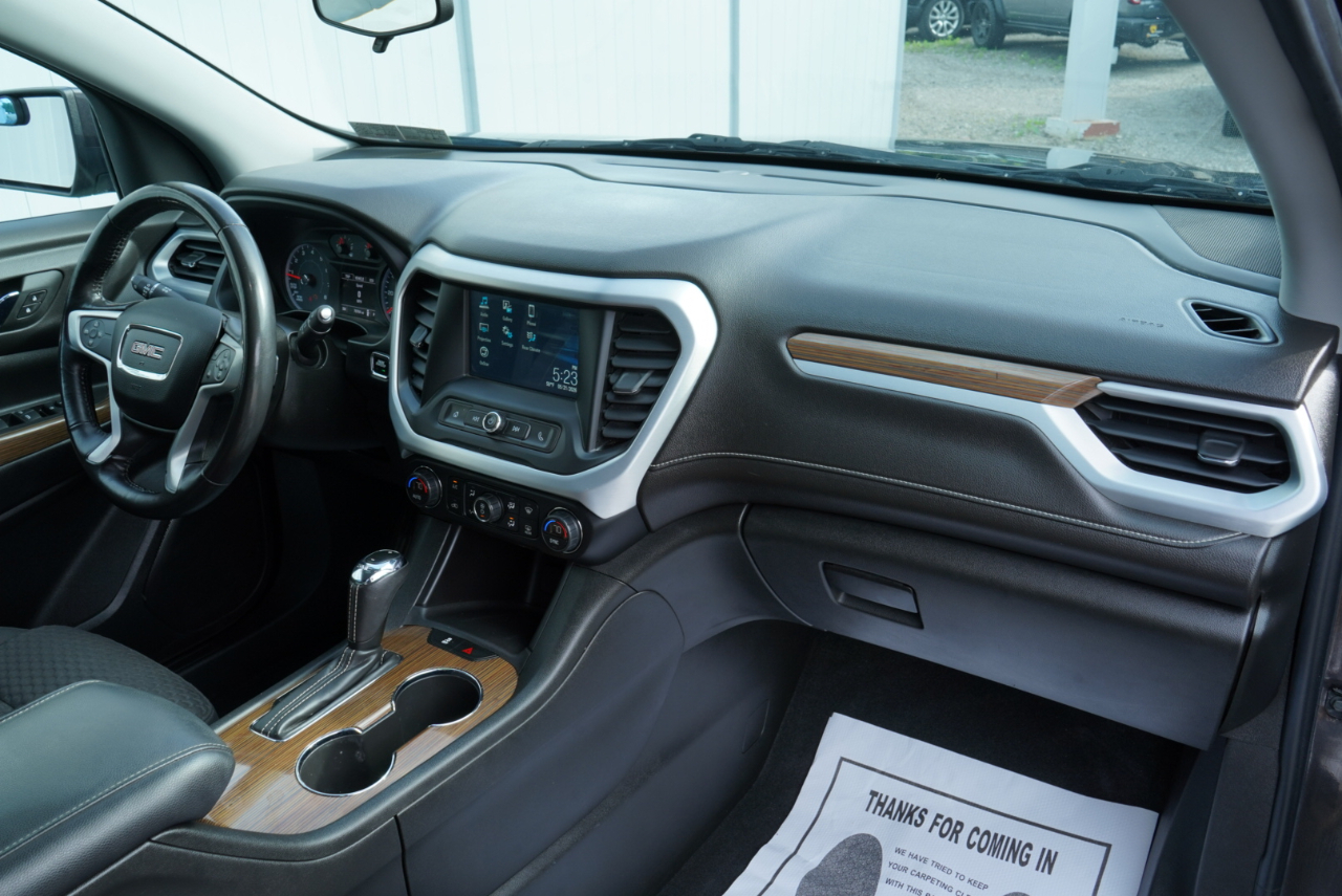 GMC Acadia FWD 4dr SLE w/SLE-1 2019