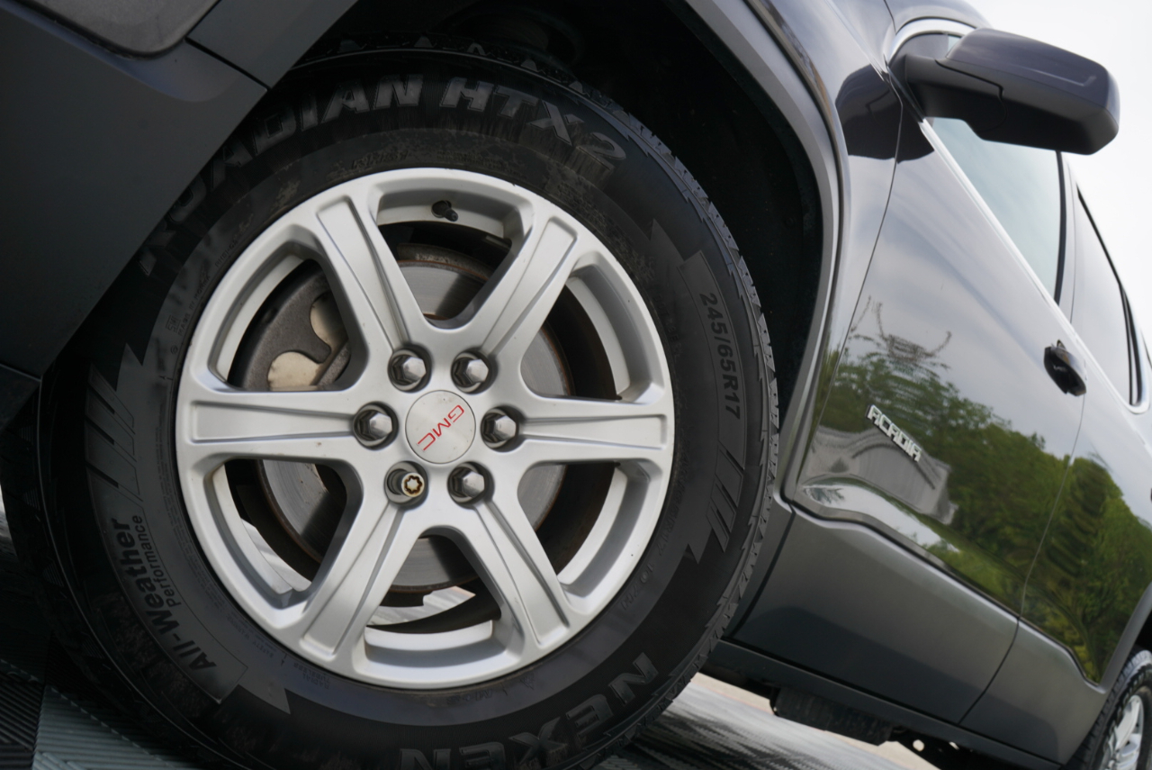 GMC Acadia FWD 4dr SLE w/SLE-1 2019
