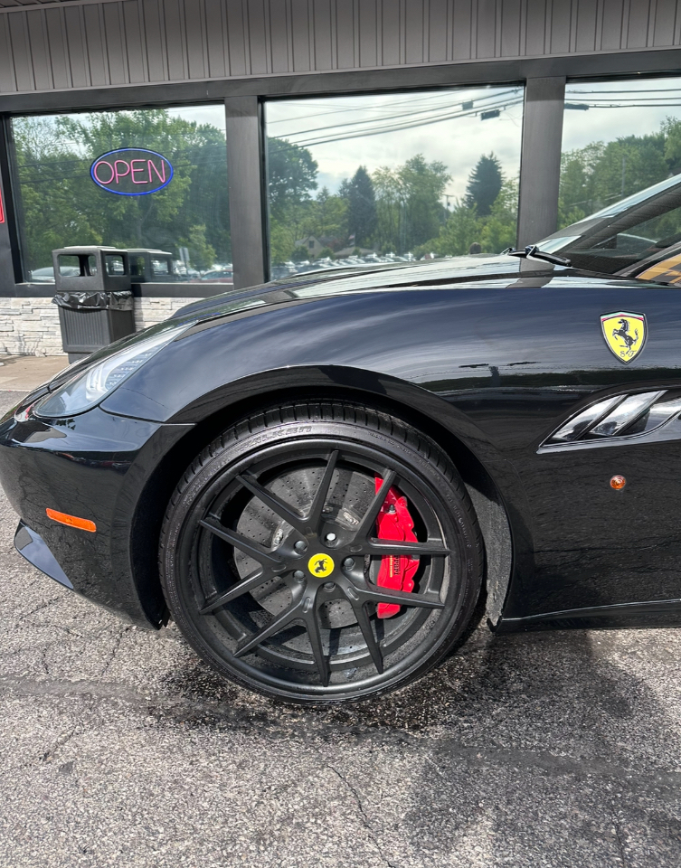 Ferrari California 2dr Conv 2010